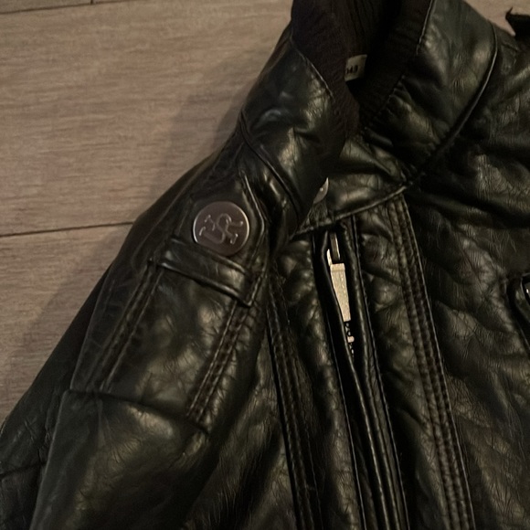UrbanRepublic Unisex Kids Black Pleather Jacket. Size 7 - Picture 6 of 16